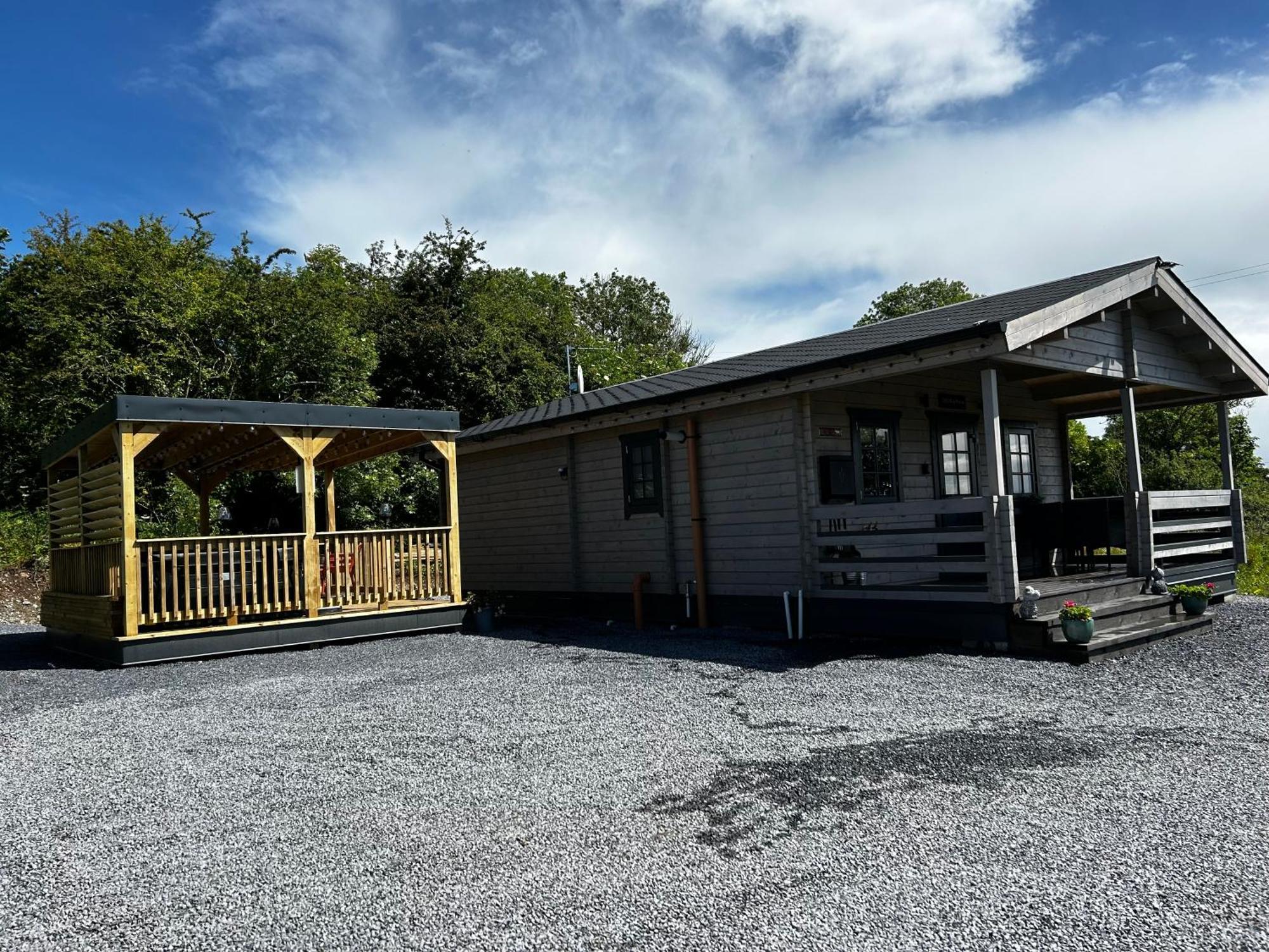 Little Rock Retreat Log Cabin With Hot Tub Castletown Gheoghegan Dış mekan fotoğraf