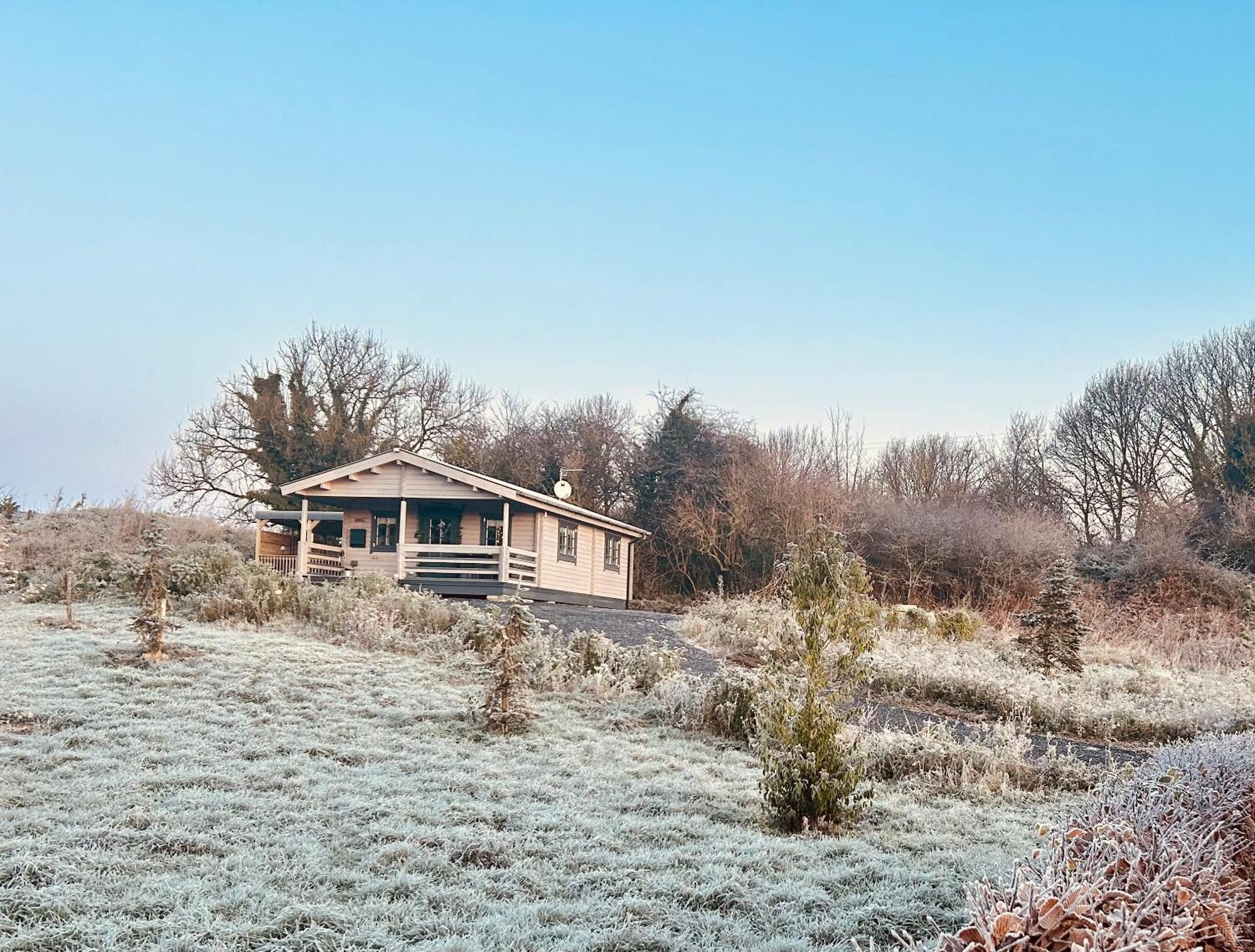 Little Rock Retreat Log Cabin With Hot Tub Castletown Gheoghegan Dış mekan fotoğraf